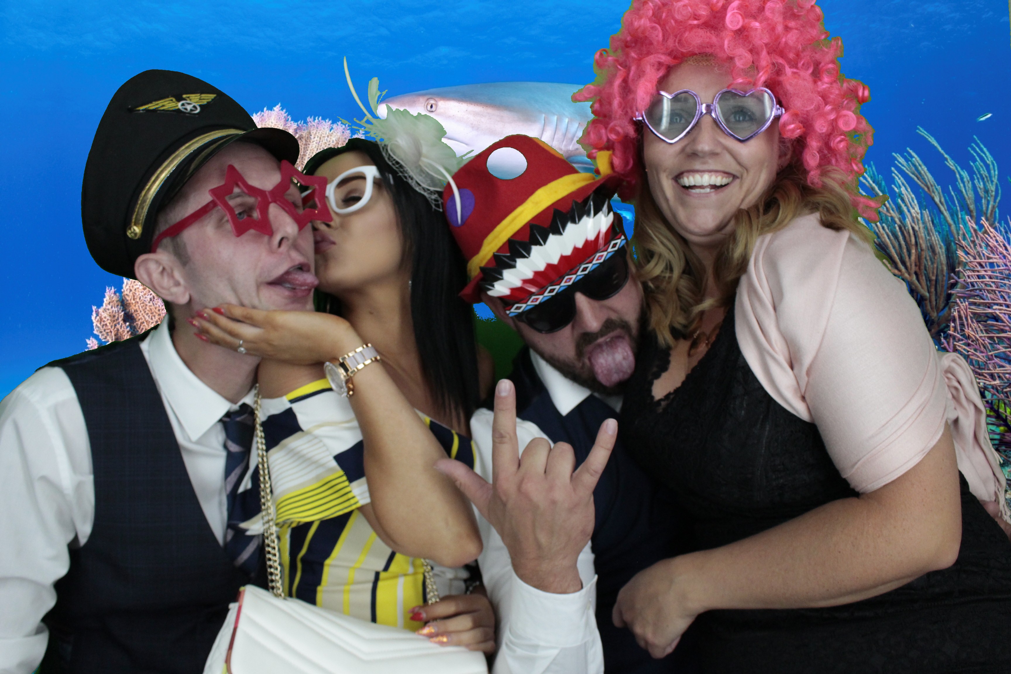 Mr & Mrs Bowles | View more photos from the event at gallery.myphotoboothexperience.co.uk/u/MyPhotoBoothExperienceLtd/Mr-Mrs-Bowles
